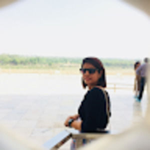 Meet your Posher, Divya